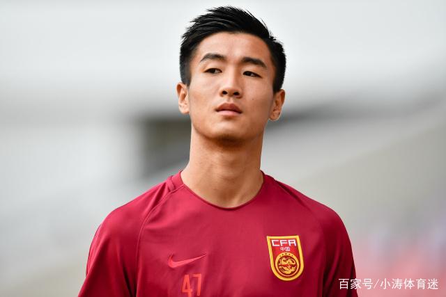 切尔西对阵利兹联的首发阵容大幅调整