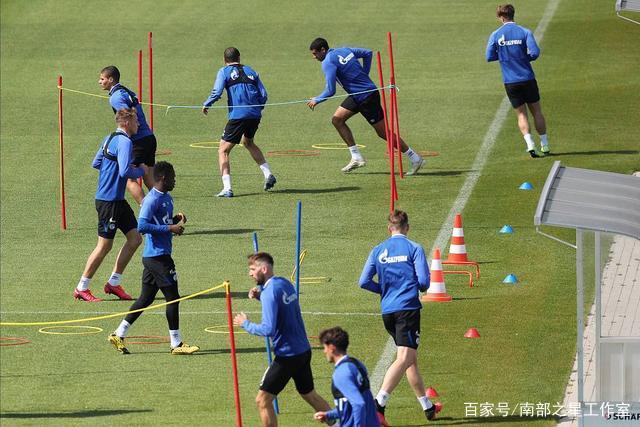 王曼昱与林高远关系澄清，面对粉丝骚扰果断回应