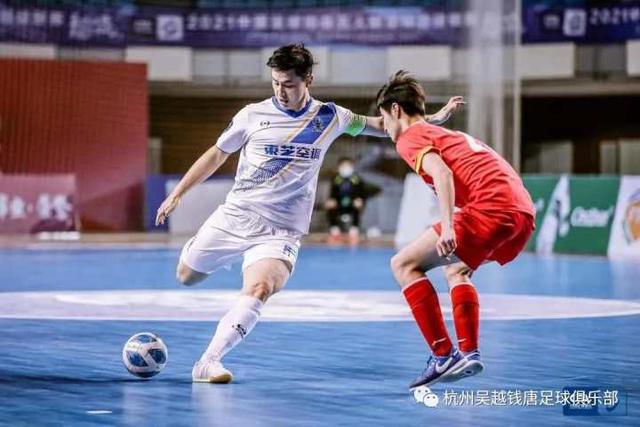 罗马提出先租后买4000万欧求购切尔西边锋吉滕斯