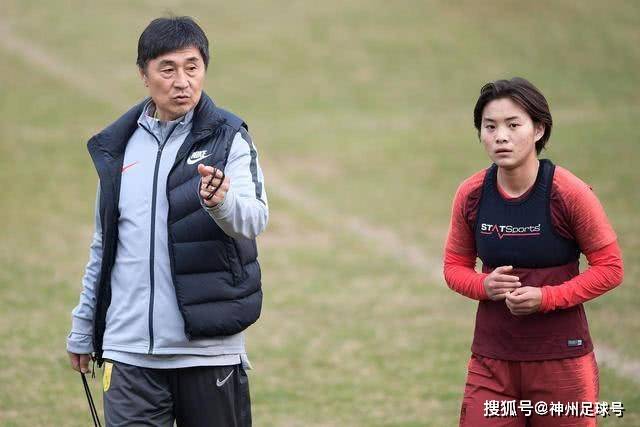 骆家辉直言：美方不愿见中国造出顶级芯片